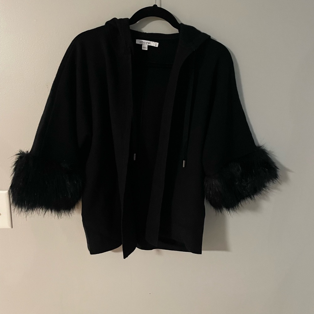 Chicos, black three-quarter sleeve jacket with Faux fur trim on sleeves Small